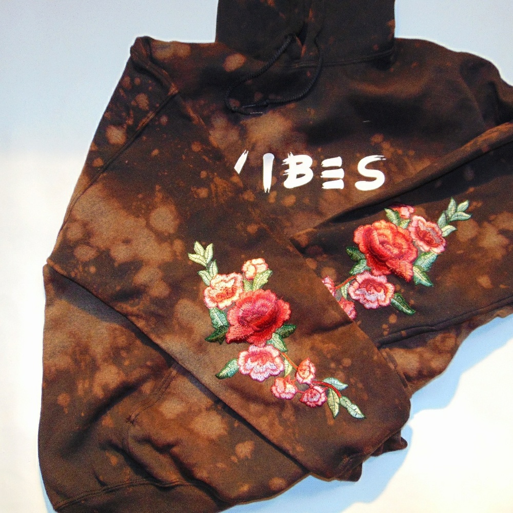NWT Forever 21 Floral vibes Hoodie - Picture 2 of 4